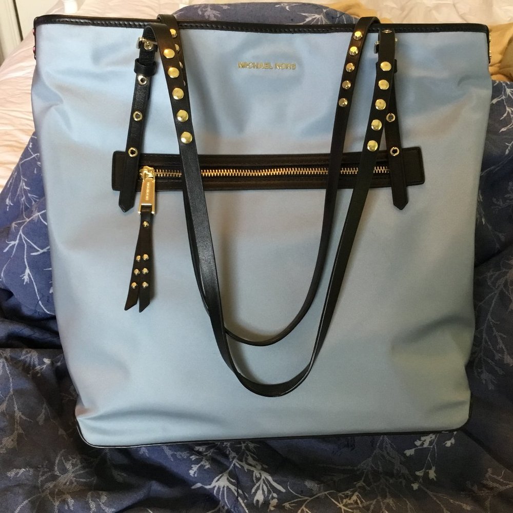 Michael Kors Leila Large Nylon Tote